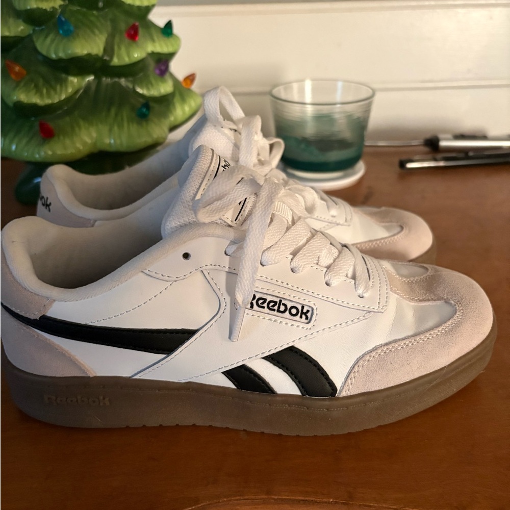 Reebok Forte Lounger White and Black Sneakers with Tan Sole